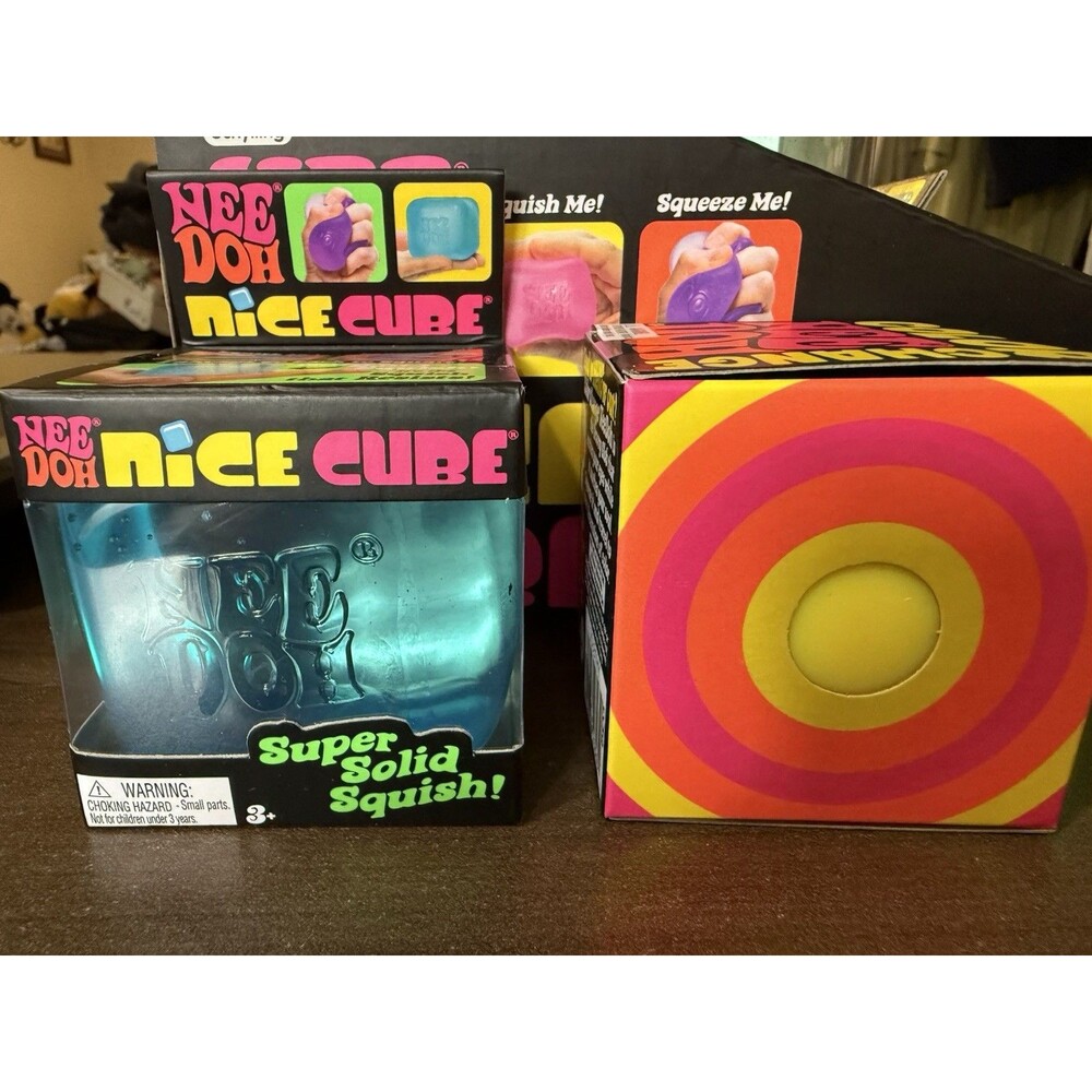 NEW SCHYLLING NEEDOH COLOR CHANGING BALLS Yellow Blue LOT OF 2 Nee Doh Nice Cube